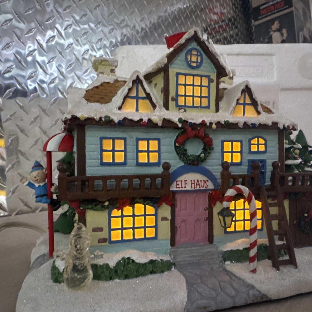 Hawthorne Rudolph Christmas Town Village Elf Dormitory in Box w/ Light & COA